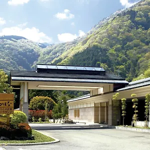 はつはな 旅館