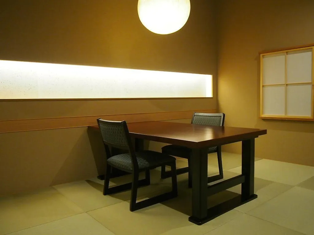Yoshimatsu Hotel Hakone 4*,  Japan